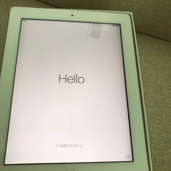 Apple iPad 2 32GB, A1395, Wi-Fi, 9.7in (PC980LL/A) - White - Picture 3 of 5